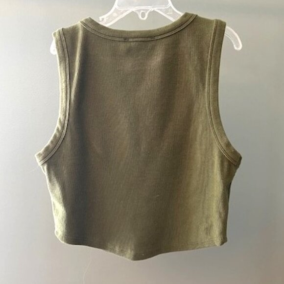 Forever 21 crop tank top - Picture 2 of 2